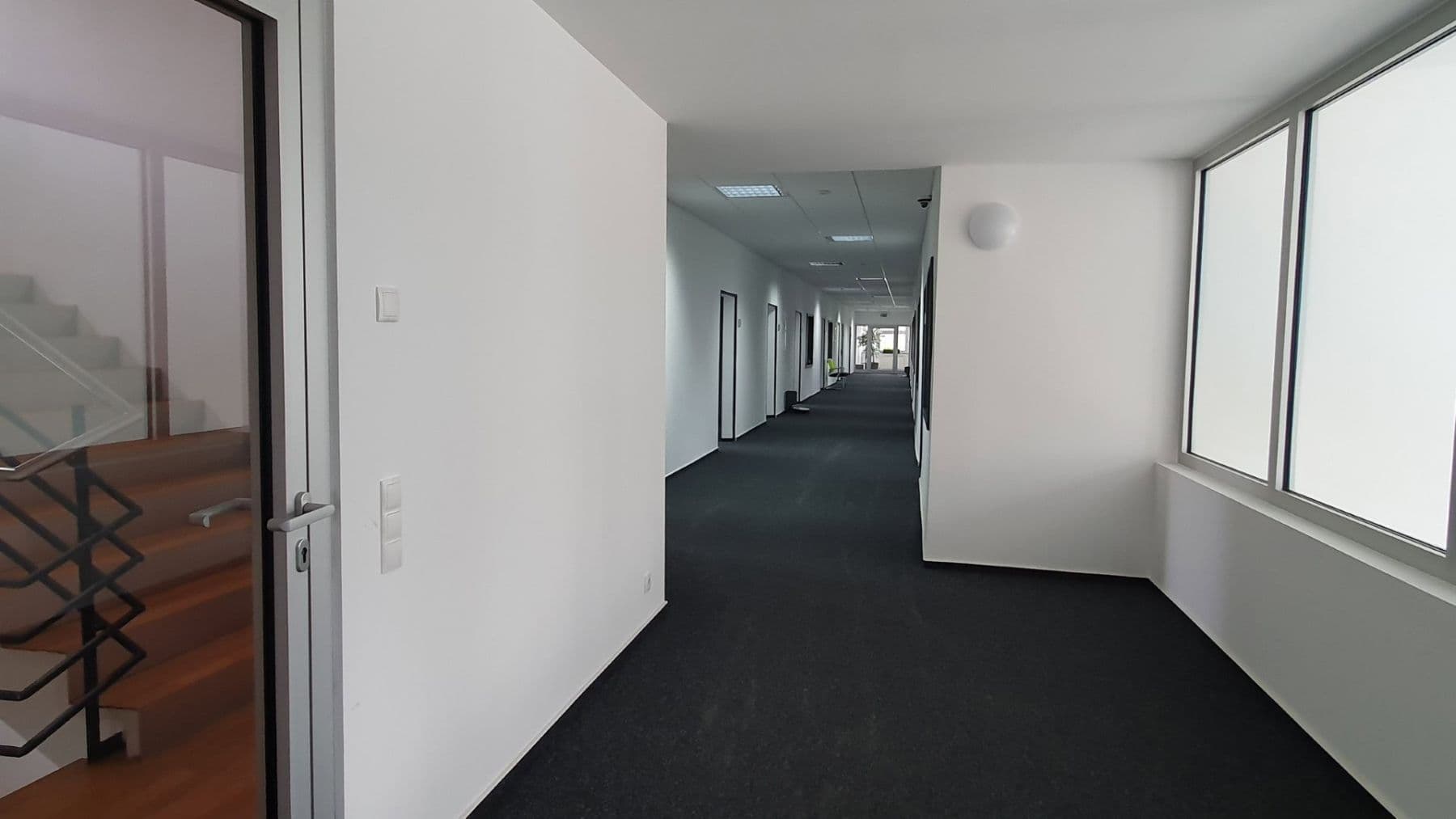 Pronájem kanceláře 2.000 m², Nagold, Bádensko-Württembersko Pronájem kanceláře 2.000 m², Nagold, Bádensko-Württembersko