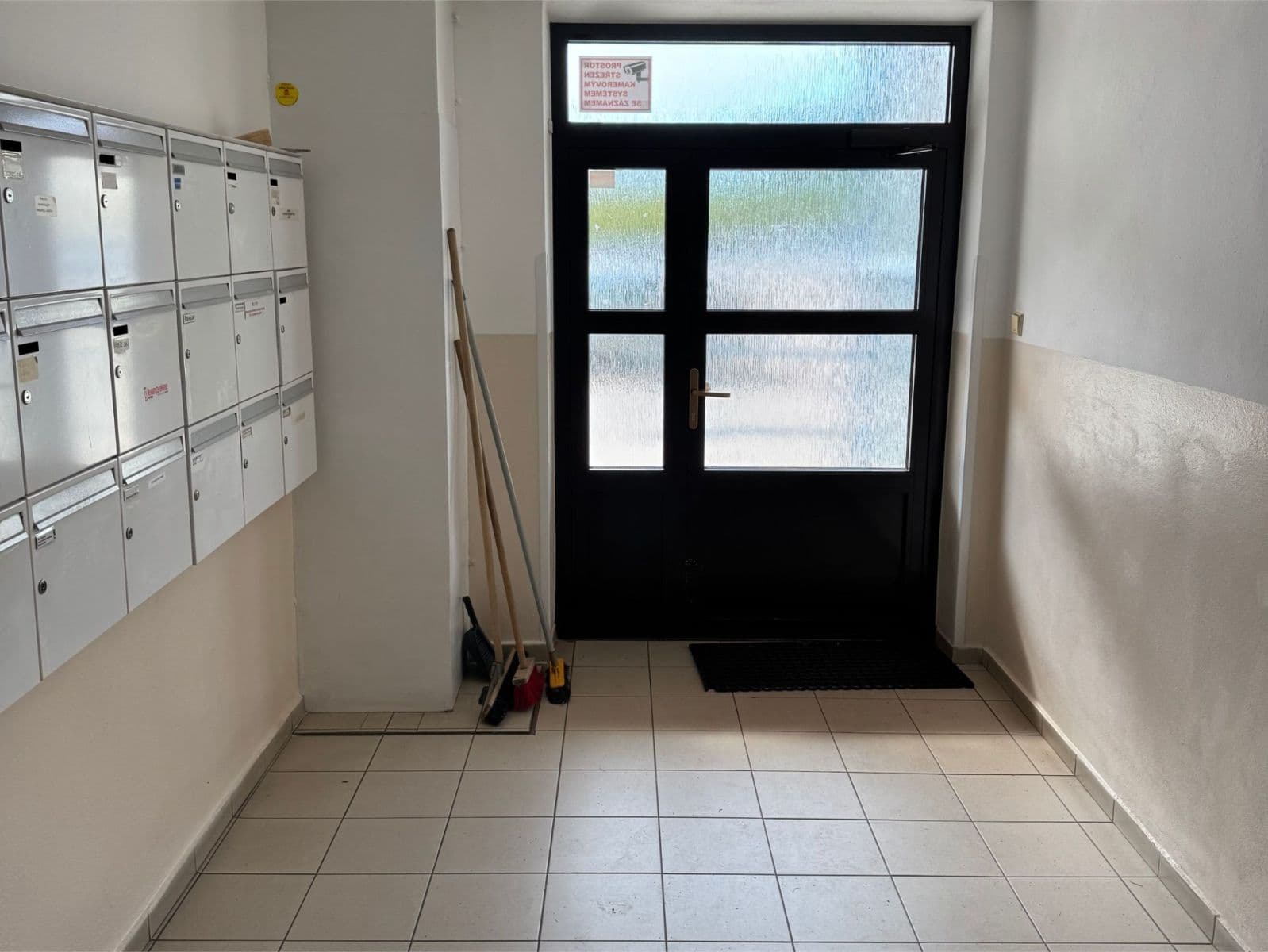 Pronájem bytu 2+1 47 m², sídliště Na Pražské, Suchdol nad Lužnicí, Jihočeský kraj Pronájem bytu 2+1 47 m², sídliště Na Pražské, Suchdol nad Lužnicí, Jihočeský kraj