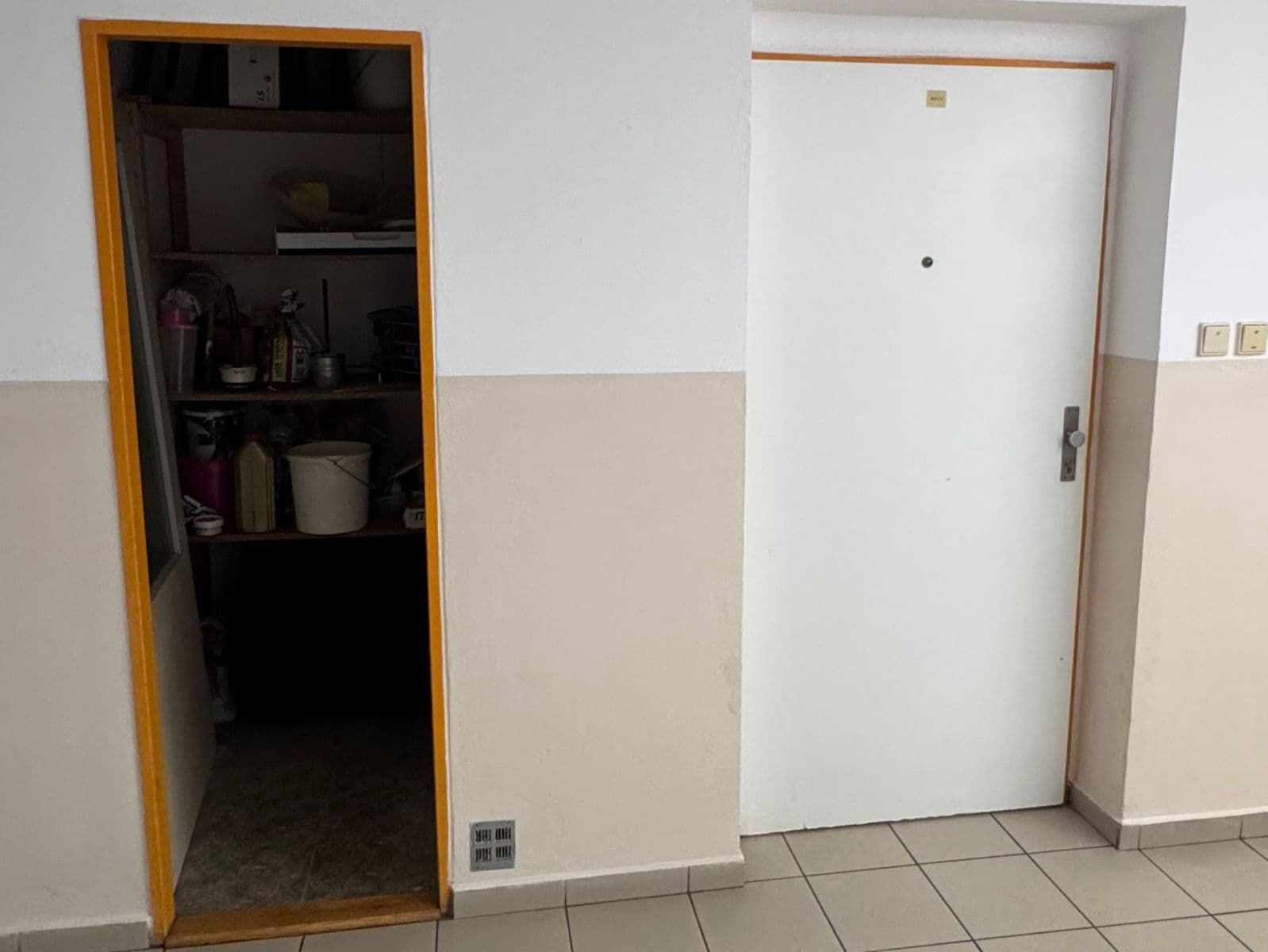 Pronájem bytu 2+1 47 m², sídliště Na Pražské, Suchdol nad Lužnicí, Jihočeský kraj Pronájem bytu 2+1 47 m², sídliště Na Pražské, Suchdol nad Lužnicí, Jihočeský kraj