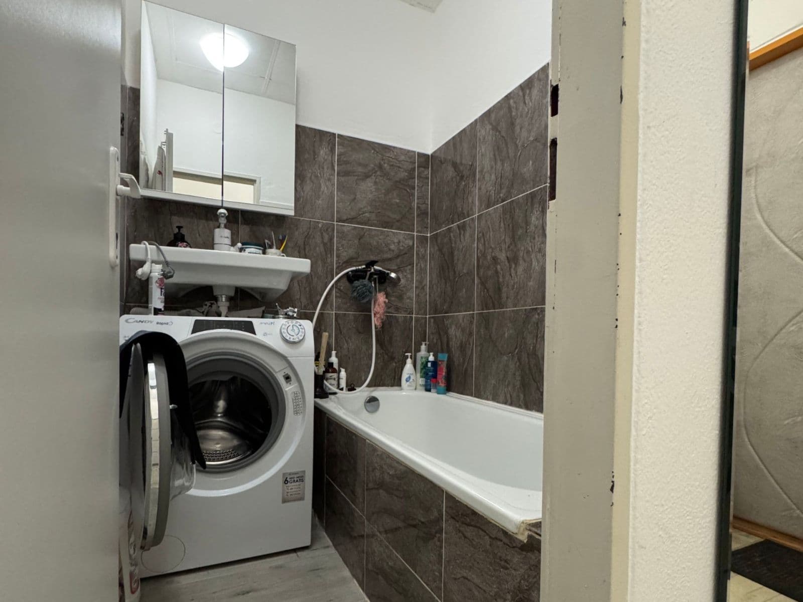 Pronájem bytu 2+1 47 m², sídliště Na Pražské, Suchdol nad Lužnicí, Jihočeský kraj Pronájem bytu 2+1 47 m², sídliště Na Pražské, Suchdol nad Lužnicí, Jihočeský kraj