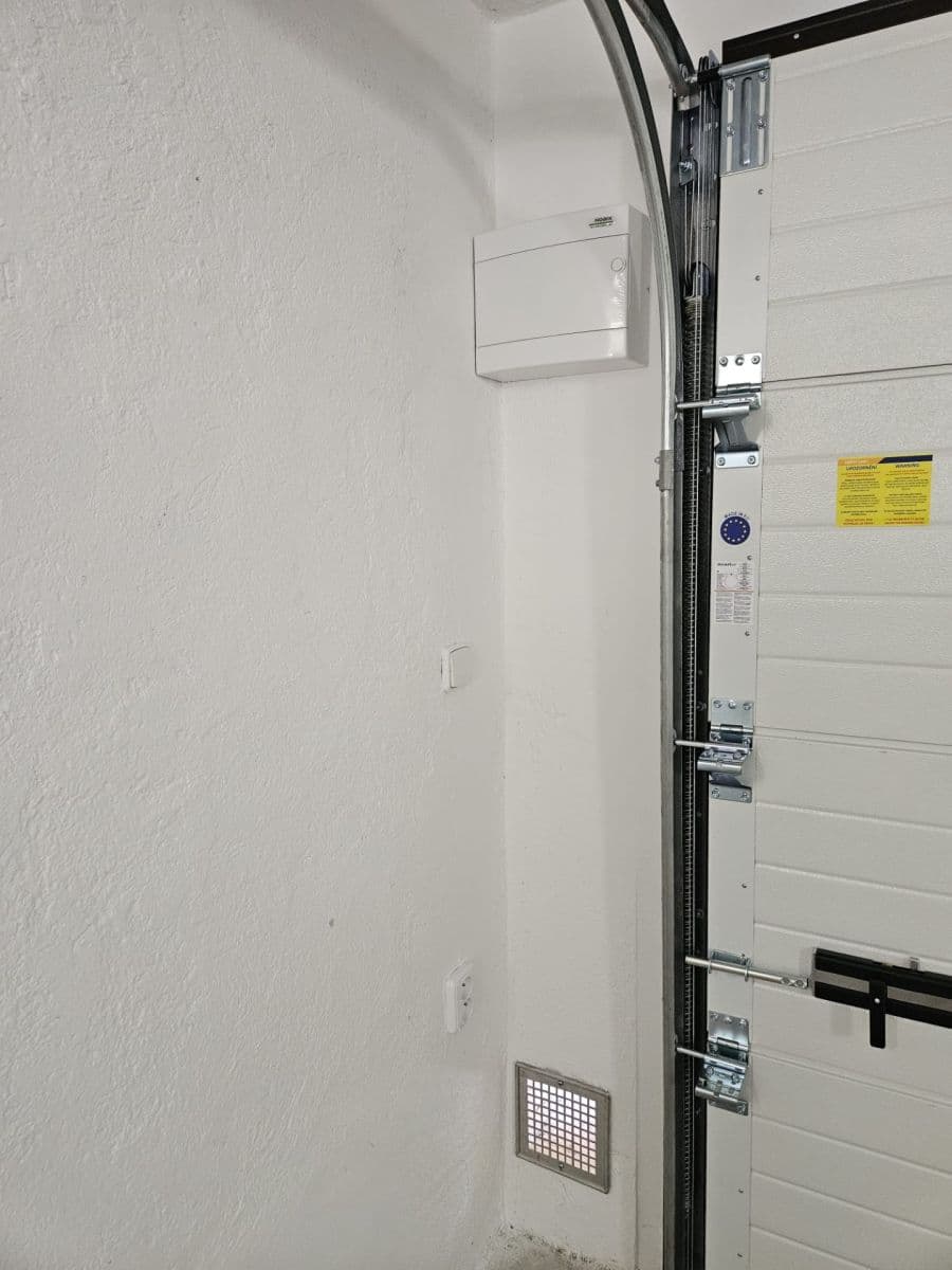 Prodej garáže 45 m², Desná, Liberecký kraj Prodej garáže 45 m², Desná, Liberecký kraj