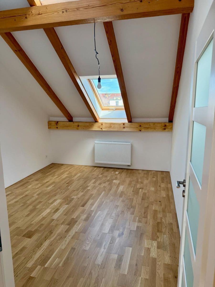 Prodej bytu 3+kk 82 m², Antonína Uxy, Plzeň, Plzeňský kraj Prodej bytu 3+kk 82 m², Antonína Uxy, Plzeň, Plzeňský kraj