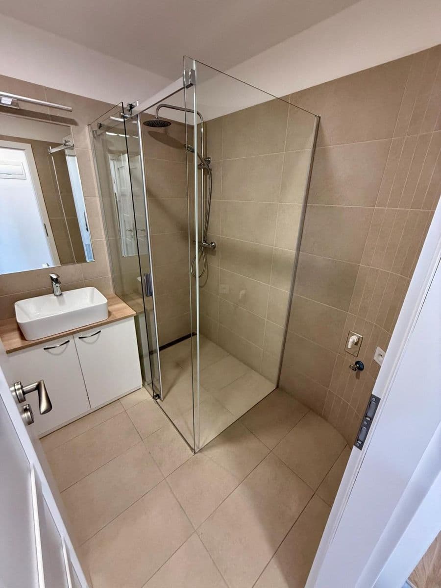 Prodej bytu 3+kk 82 m², Antonína Uxy, Plzeň, Plzeňský kraj Prodej bytu 3+kk 82 m², Antonína Uxy, Plzeň, Plzeňský kraj