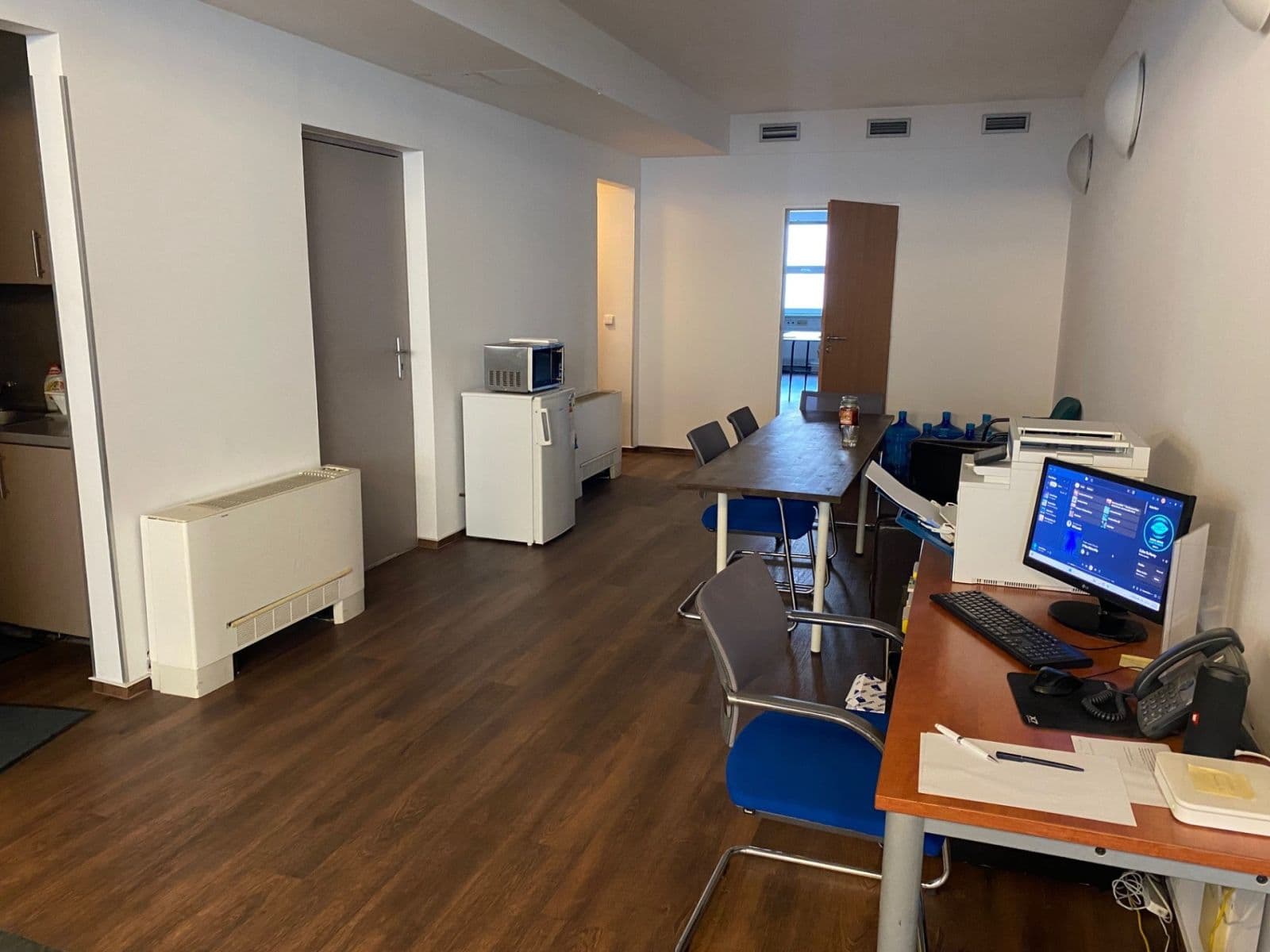 Pronájem kanceláře 180 m², Štefánikova, Praha, Praha Pronájem kanceláře 180 m², Štefánikova, Praha, Praha