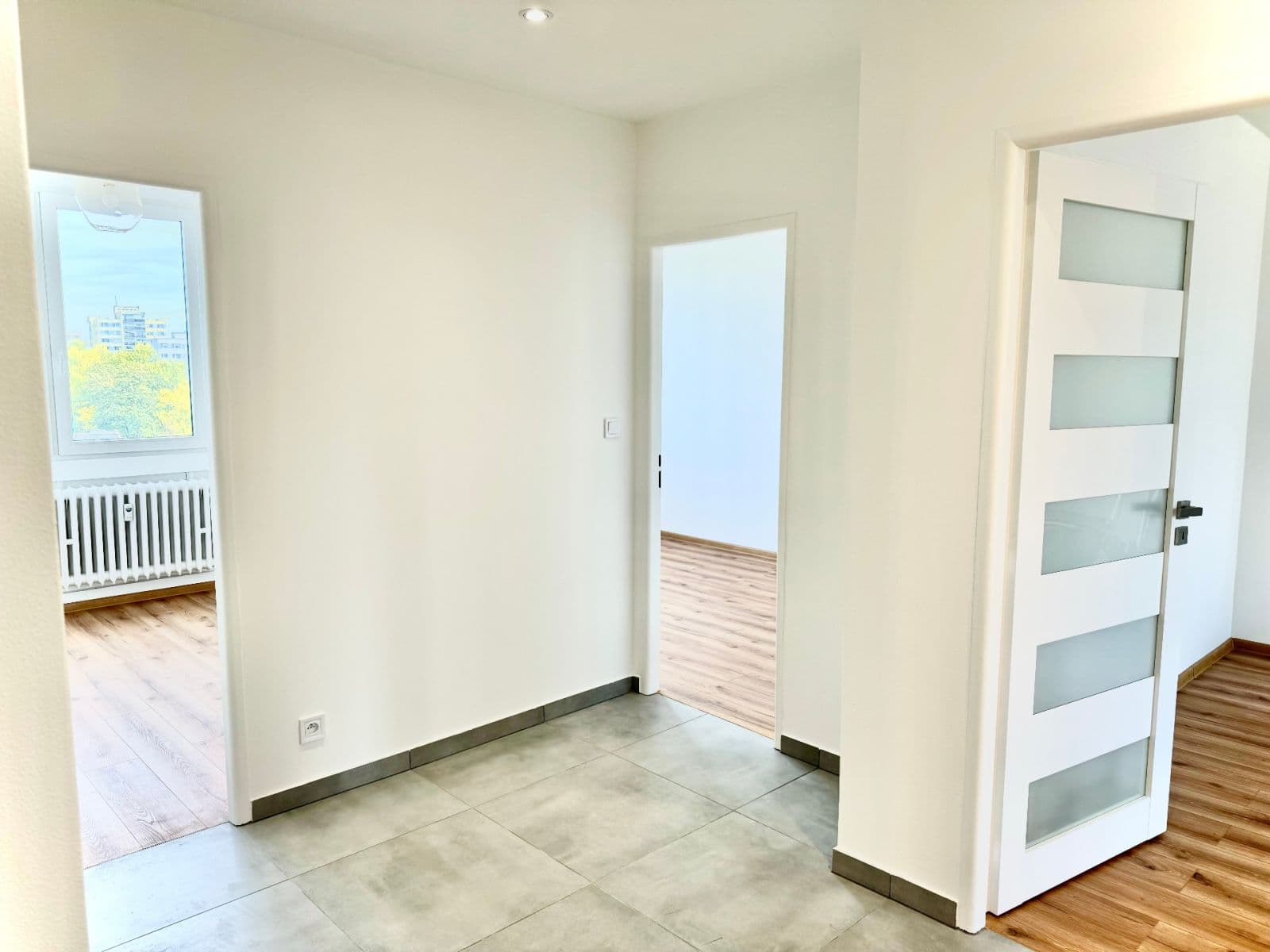 Pronájem bytu 3+1 68 m², Frýdlantská, Praha, Praha Pronájem bytu 3+1 68 m², Frýdlantská, Praha, Praha