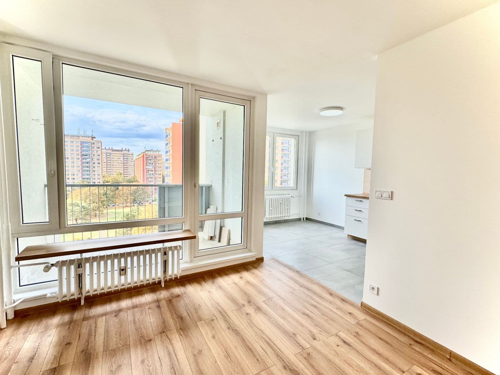 Pronájem bytu 3+1 68 m², Frýdlantská, Praha, Praha Pronájem bytu 3+1 68 m², Frýdlantská, Praha, Praha