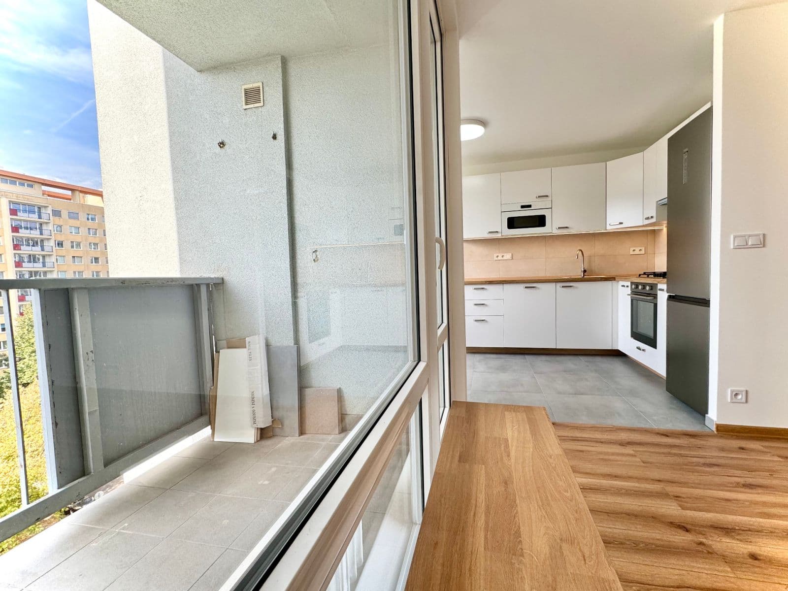 Pronájem bytu 3+1 68 m², Frýdlantská, Praha, Praha Pronájem bytu 3+1 68 m², Frýdlantská, Praha, Praha