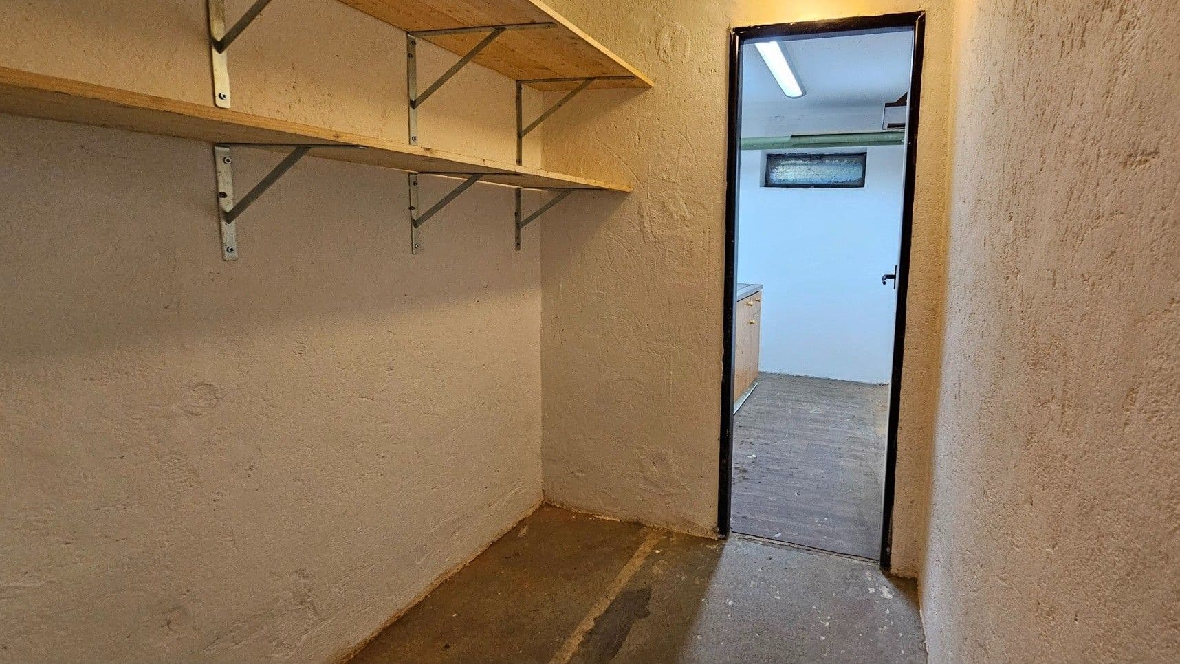 Prodej bytu 3+1 82 m², Osnická, Praha, Praha Prodej bytu 3+1 82 m², Osnická, Praha, Praha