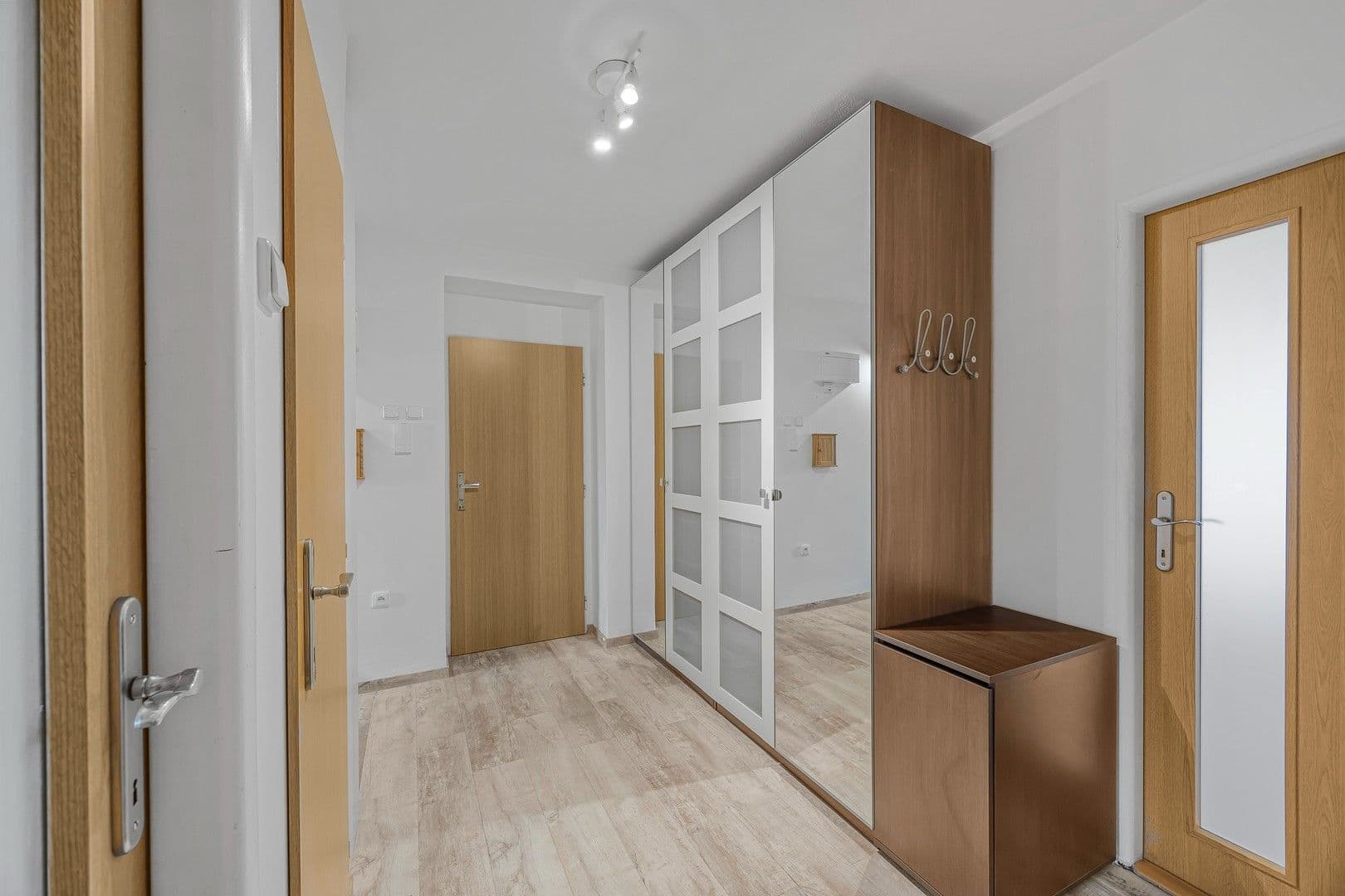 Pronájem bytu 3+1 71 m², Svépomoci, Praha, Praha Pronájem bytu 3+1 71 m², Svépomoci, Praha, Praha