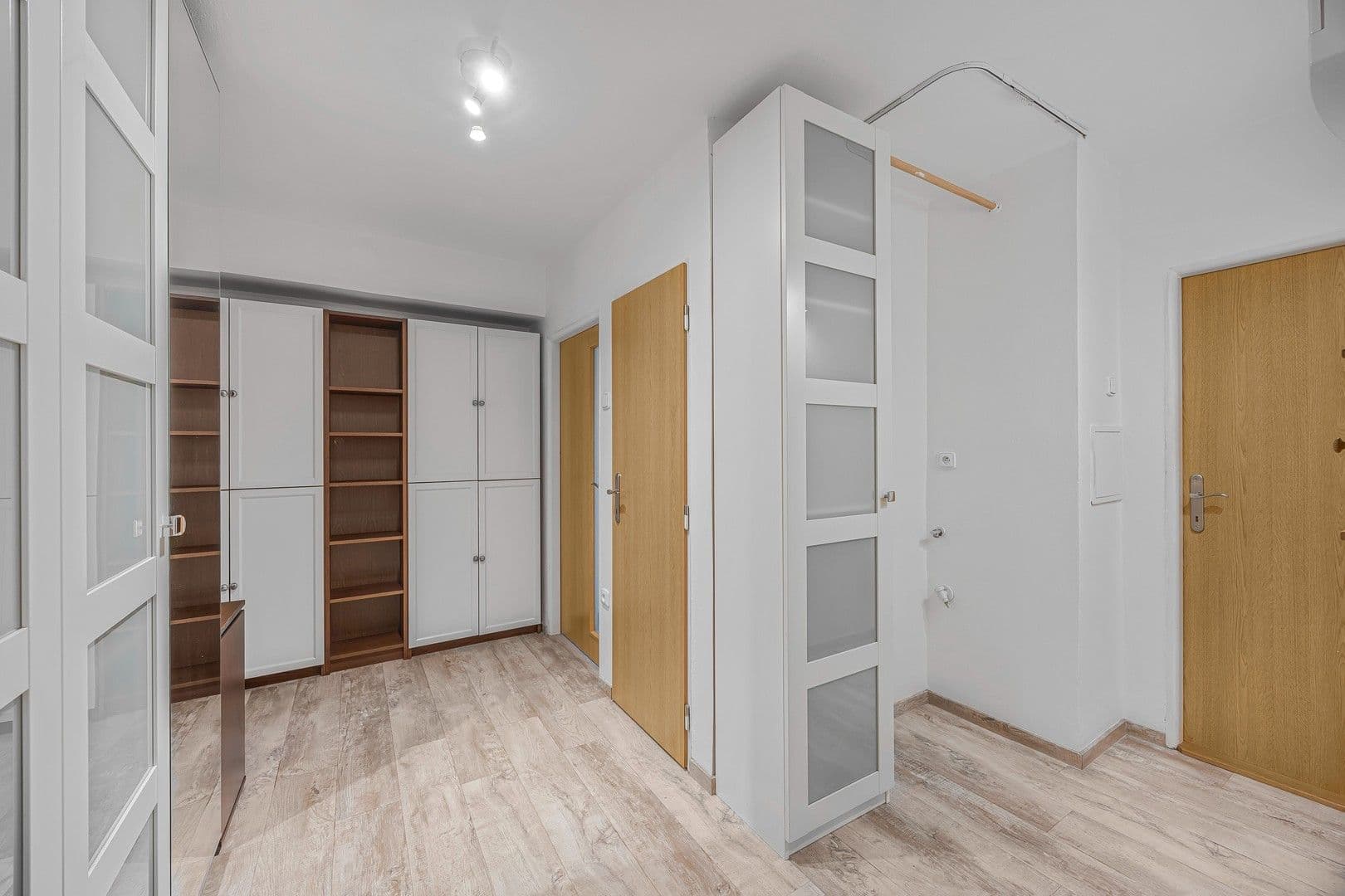 Pronájem bytu 3+1 71 m², Svépomoci, Praha, Praha Pronájem bytu 3+1 71 m², Svépomoci, Praha, Praha