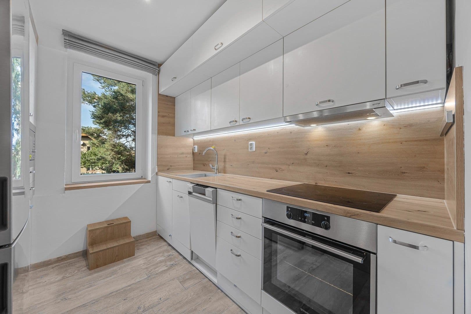Pronájem bytu 3+1 71 m², Svépomoci, Praha, Praha Pronájem bytu 3+1 71 m², Svépomoci, Praha, Praha
