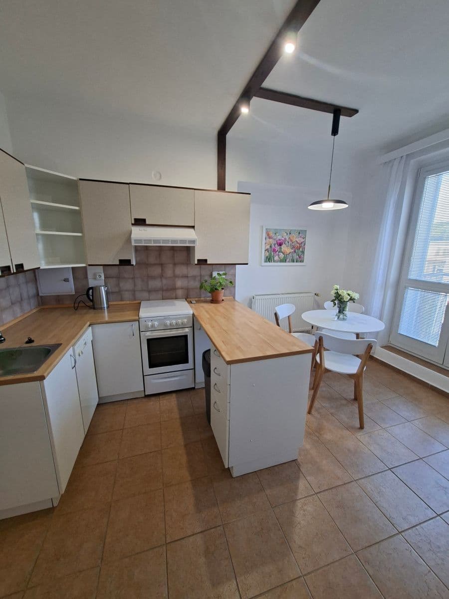 Pronájem bytu 1+1 39 m², Za Hládkovem, Praha, Praha Pronájem bytu 1+1 39 m², Za Hládkovem, Praha, Praha