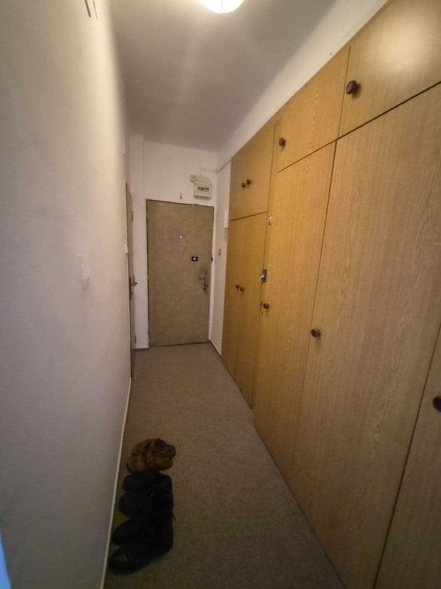 Pronájem bytu 2+1 57 m², Michelangelova, Praha, Praha Pronájem bytu 2+1 57 m², Michelangelova, Praha, Praha