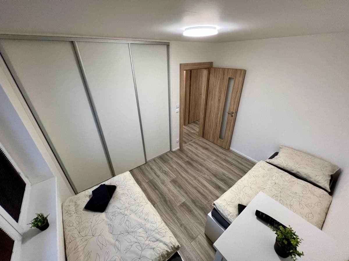 Pronájem domu 92 m², pozemek 403 m², Boženy Němcové, Česká Lípa, Liberecký kraj Pronájem domu 92 m², pozemek 403 m², Boženy Němcové, Česká Lípa, Liberecký kraj