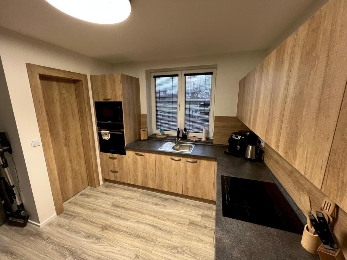 Pronájem domu 92 m², pozemek 403 m², Boženy Němcové, Česká Lípa, Liberecký kraj Pronájem domu 92 m², pozemek 403 m², Boženy Němcové, Česká Lípa, Liberecký kraj