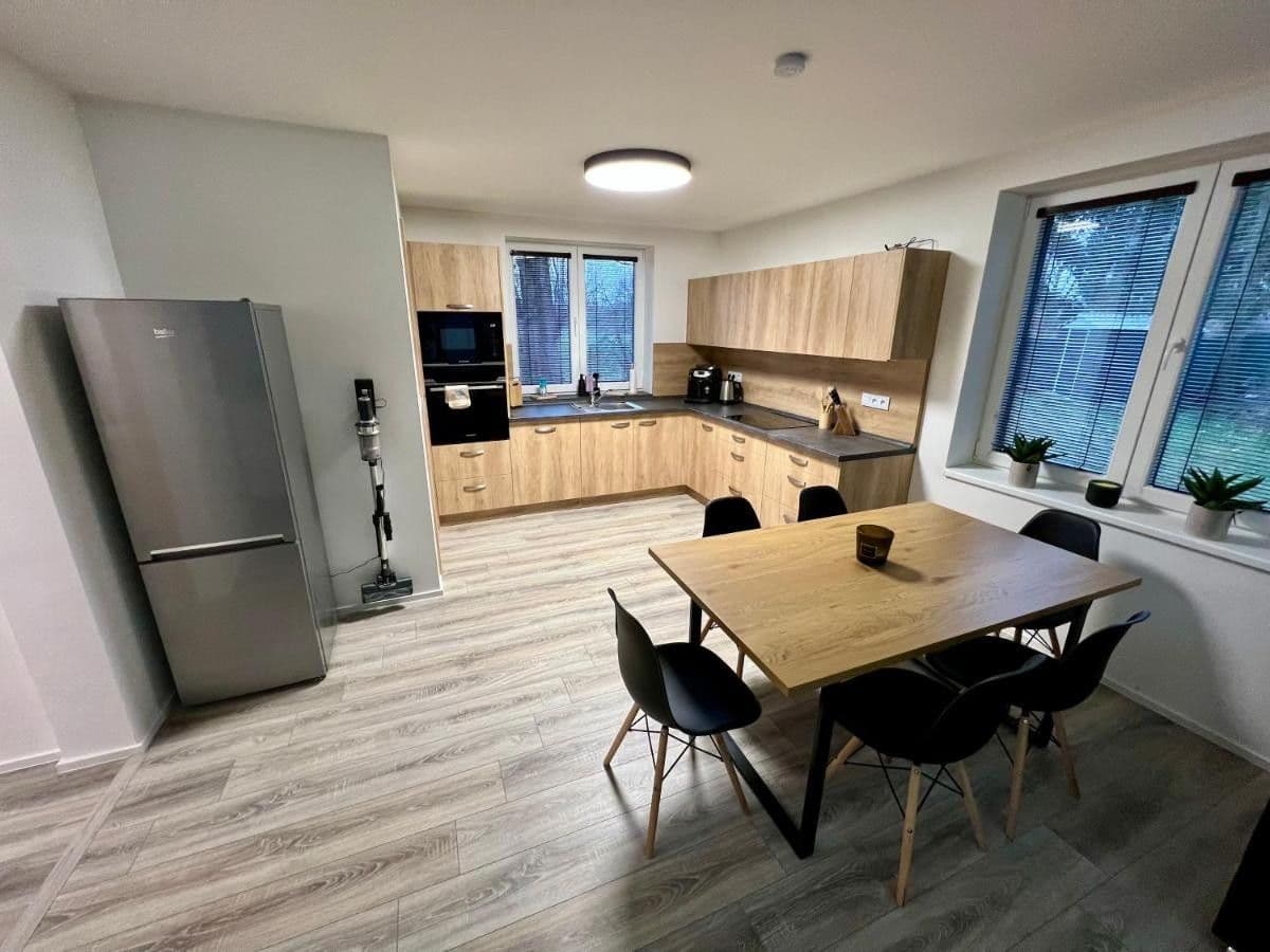 Pronájem domu 92 m², pozemek 403 m², Boženy Němcové, Česká Lípa, Liberecký kraj Pronájem domu 92 m², pozemek 403 m², Boženy Němcové, Česká Lípa, Liberecký kraj