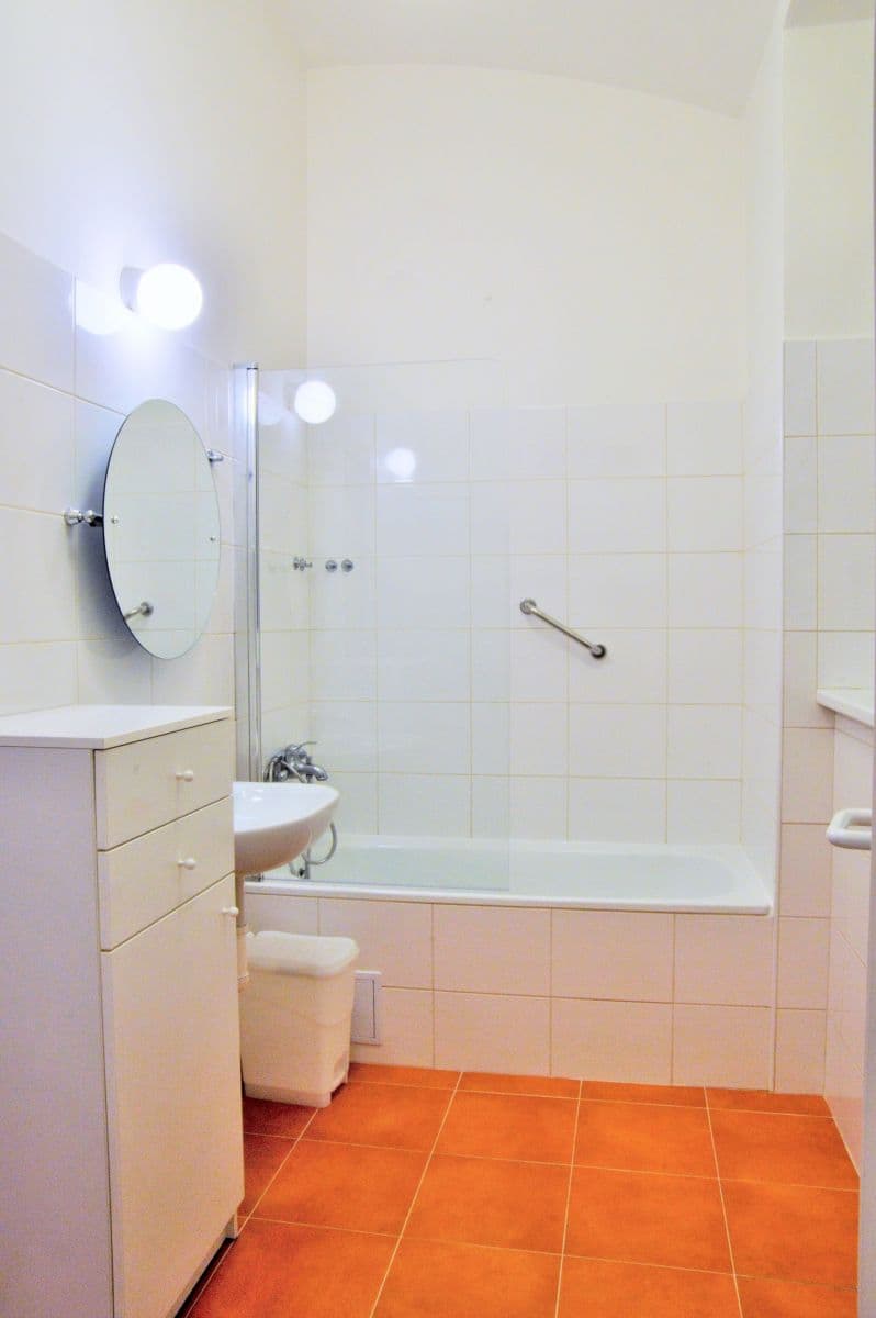 Pronájem bytu 54 m², Seifertova, Praha, Praha Pronájem bytu 54 m², Seifertova, Praha, Praha