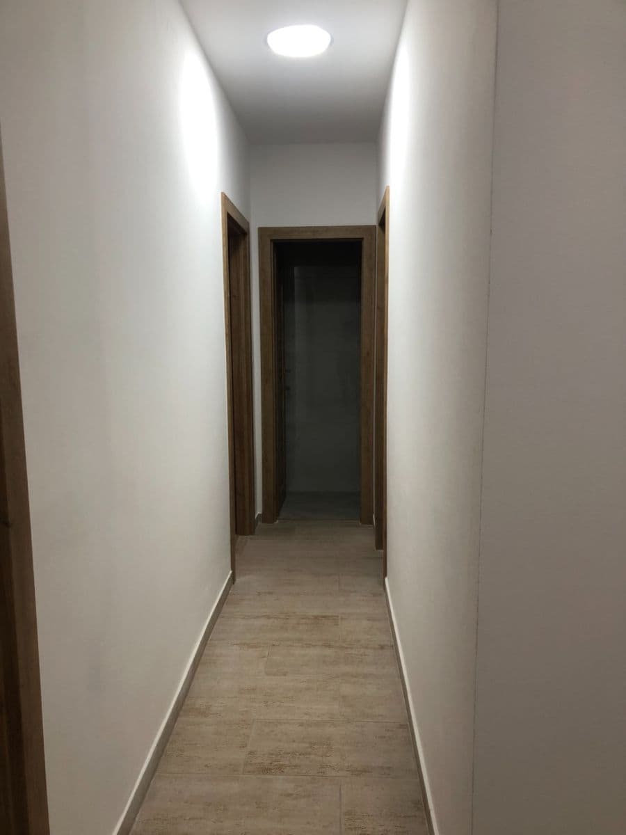 Pronájem bytu 2+1 80 m², Odborů, Praha, Praha Pronájem bytu 2+1 80 m², Odborů, Praha, Praha