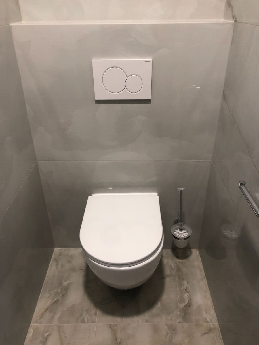 Pronájem bytu 2+1 80 m², Odborů, Praha, Praha Pronájem bytu 2+1 80 m², Odborů, Praha, Praha