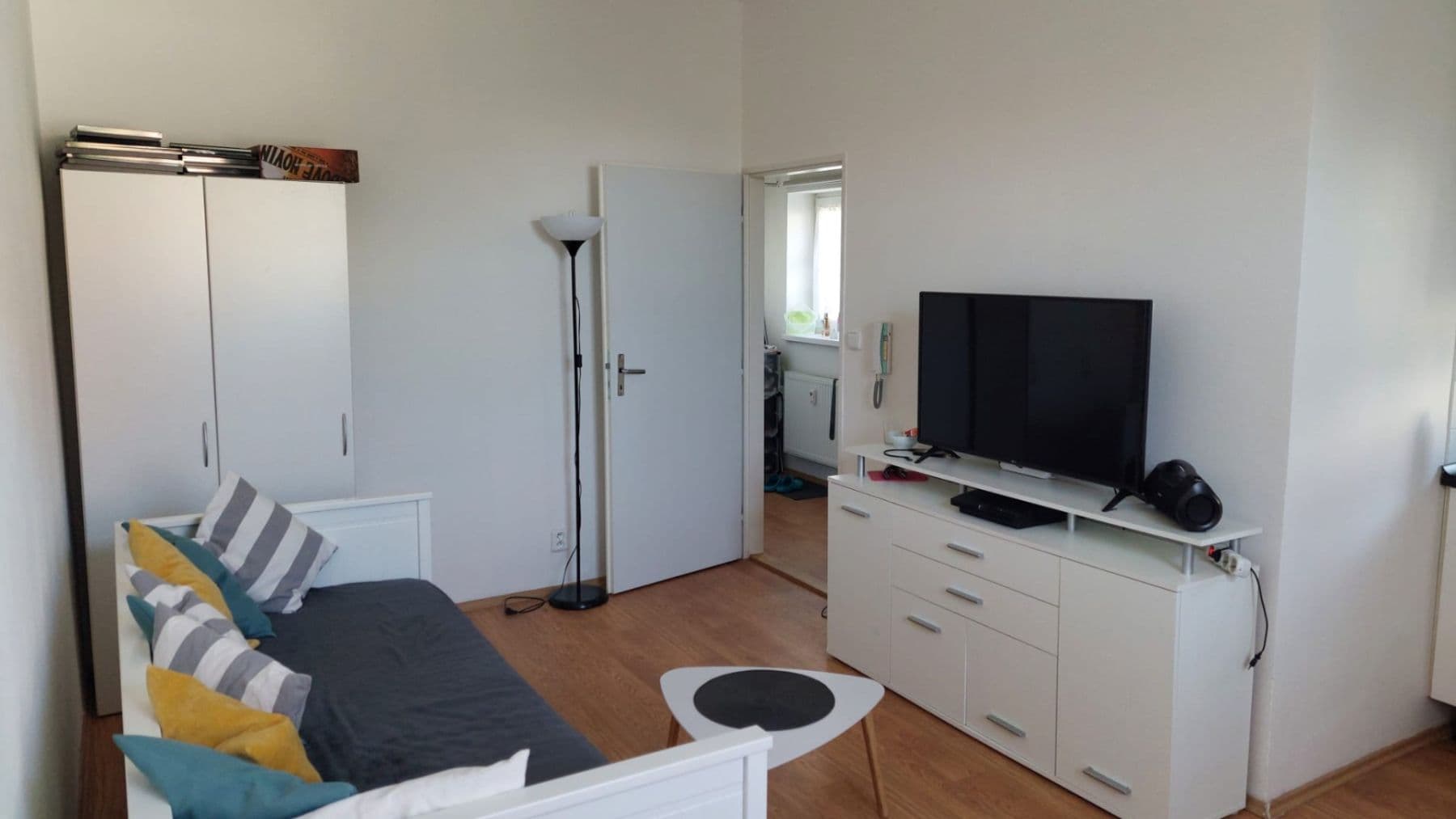 Pronájem bytu 1+kk 23 m², U Zahradního města, Praha, Praha Pronájem bytu 1+kk 23 m², U Zahradního města, Praha, Praha