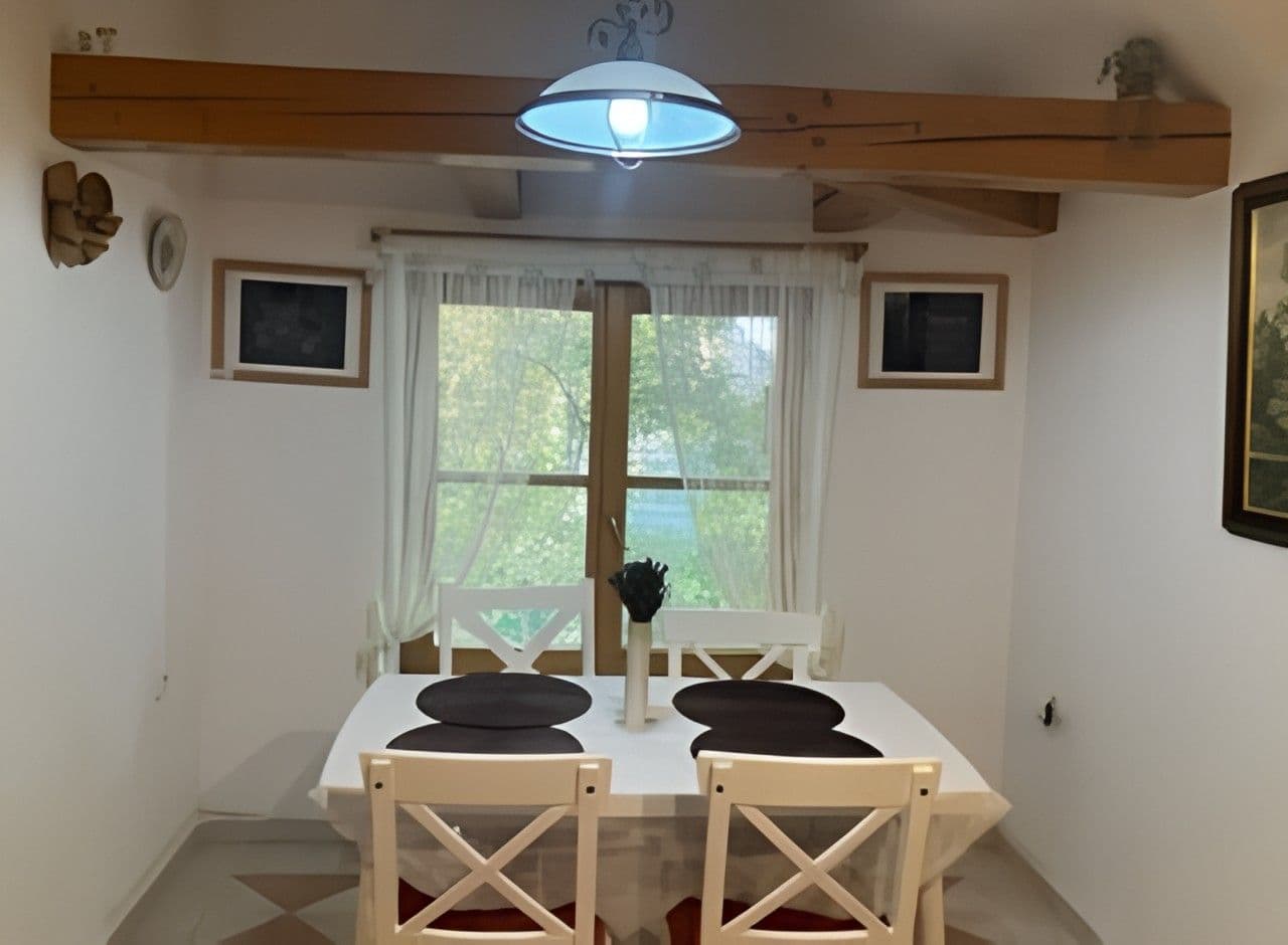 Prodej bytu 5+1 116 m², Hospodárska, Trnava, Trnavský kraj Prodej bytu 5+1 116 m², Hospodárska, Trnava, Trnavský kraj