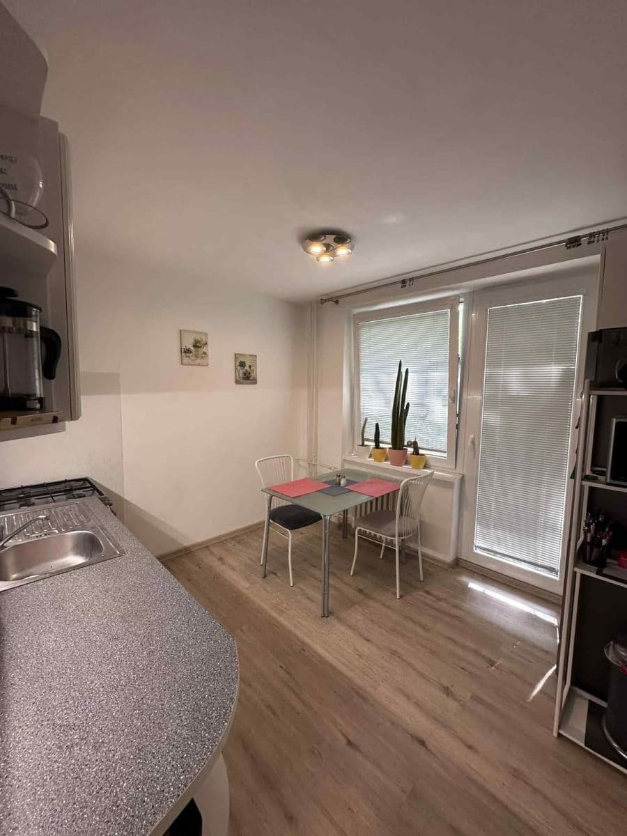 Pronájem bytu 2+1 61 m², Bochořákova, Brno, Jihomoravský kraj Pronájem bytu 2+1 61 m², Bochořákova, Brno, Jihomoravský kraj