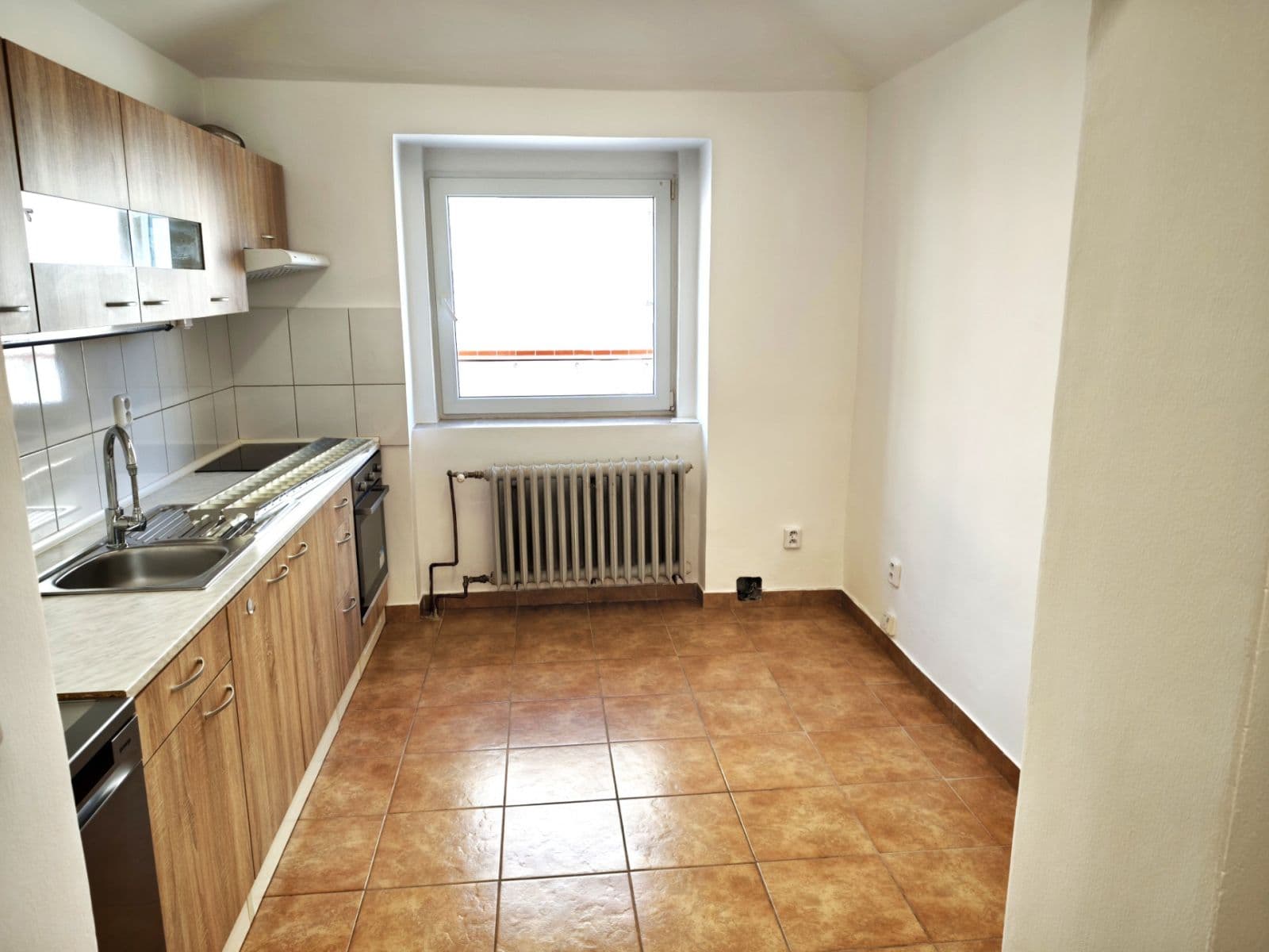 Pronájem domu 85 m², pozemek 1.300 m², Ševčíkova, Jinočany, Středočeský kraj Pronájem domu 85 m², pozemek 1.300 m², Ševčíkova, Jinočany, Středočeský kraj