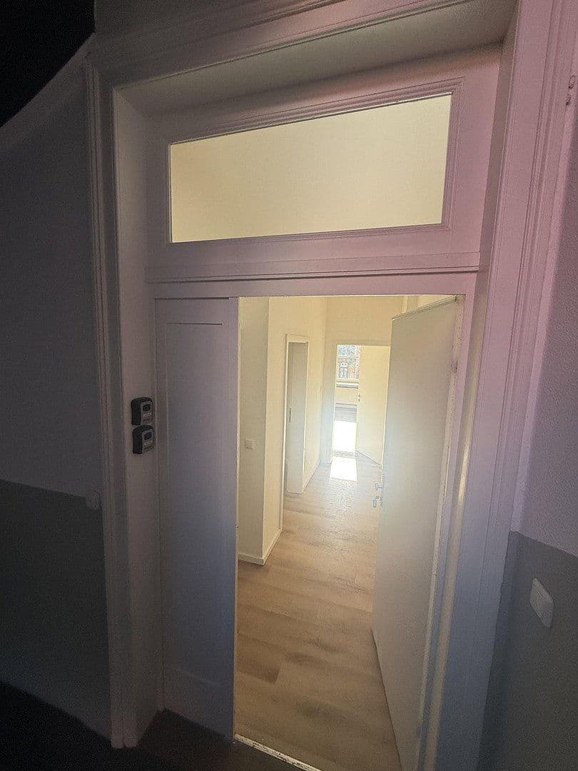 Pronájem bytu 2+1 40 m², Frankfurt am Main, Hessen Pronájem bytu 2+1 40 m², Frankfurt am Main, Hessen
