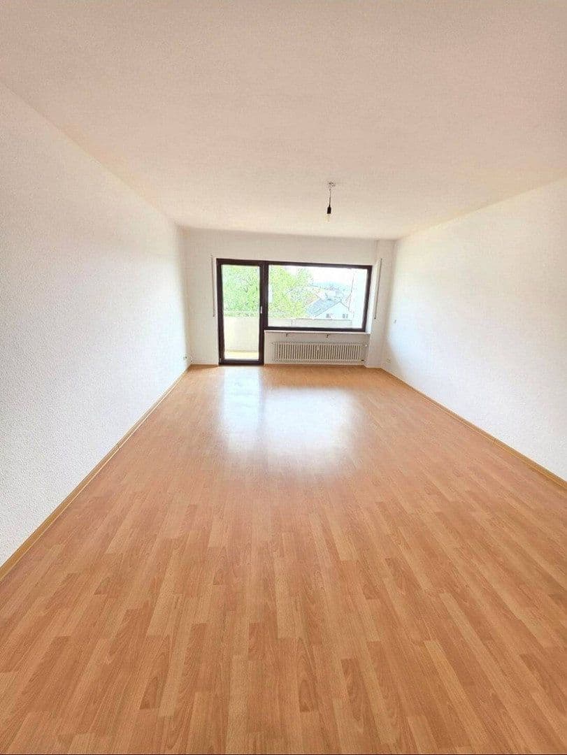 Pronájem bytu 3+1 78 m², Sägemattstraße 22, Lörrach, Bádensko-Württembersko Pronájem bytu 3+1 78 m², Sägemattstraße 22, Lörrach, Bádensko-Württembersko