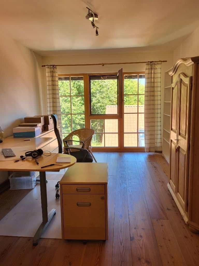 Pronájem bytu 5+1 280 m², Oberhausen, Bavorsko Pronájem bytu 5+1 280 m², Oberhausen, Bavorsko
