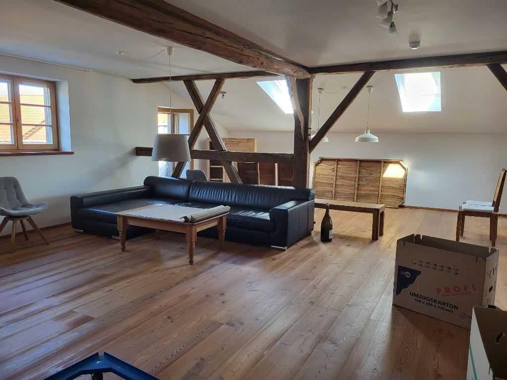 Pronájem bytu 5+1 280 m², Oberhausen, Bavorsko Pronájem bytu 5+1 280 m², Oberhausen, Bavorsko