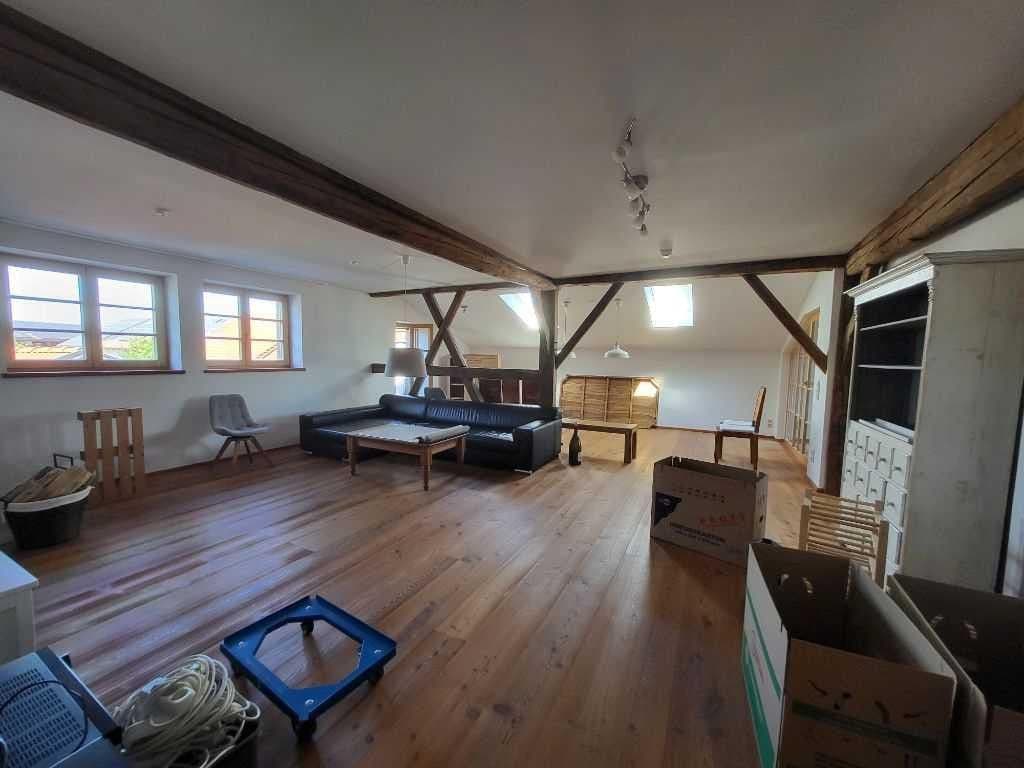 Pronájem bytu 5+1 280 m², Oberhausen, Bavorsko Pronájem bytu 5+1 280 m², Oberhausen, Bavorsko