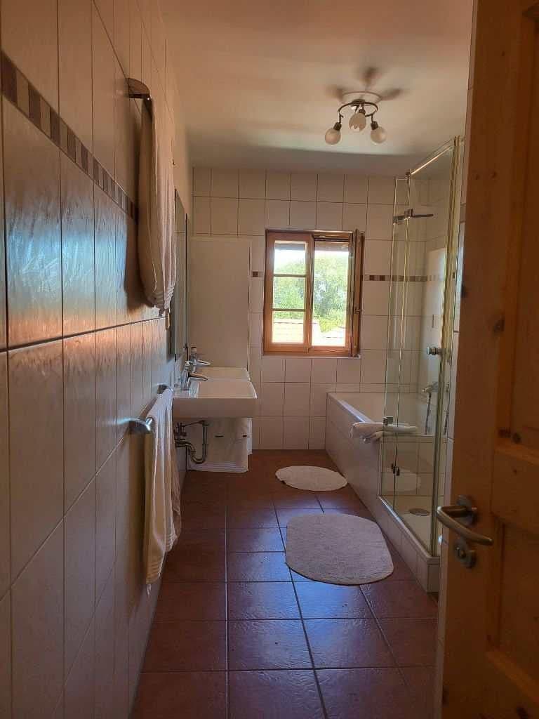 Pronájem bytu 5+1 280 m², Oberhausen, Bavorsko Pronájem bytu 5+1 280 m², Oberhausen, Bavorsko