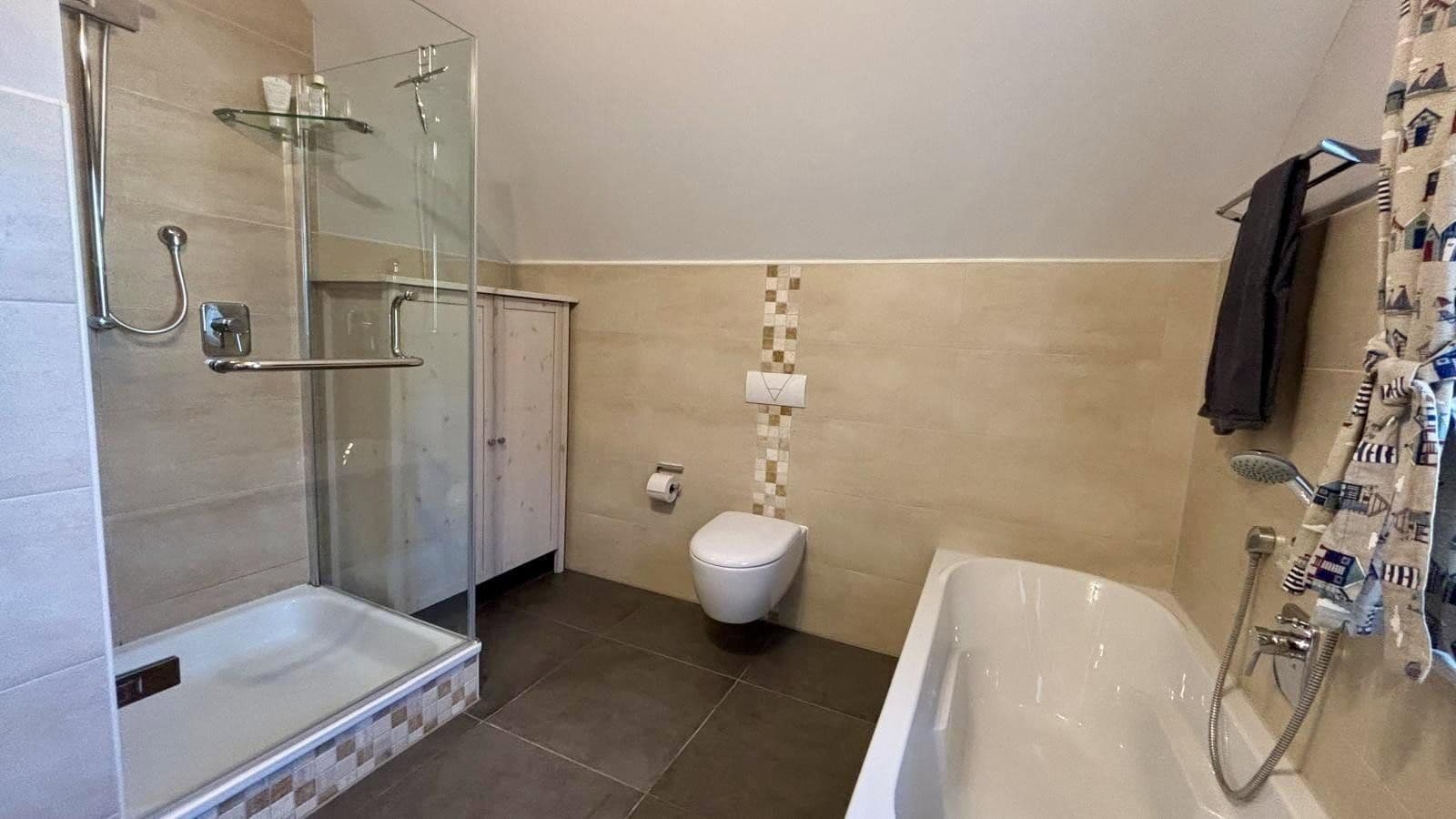 Prodej domu 128 m², pozemek 577 m², Ansbach, Bavorsko Prodej domu 128 m², pozemek 577 m², Ansbach, Bavorsko