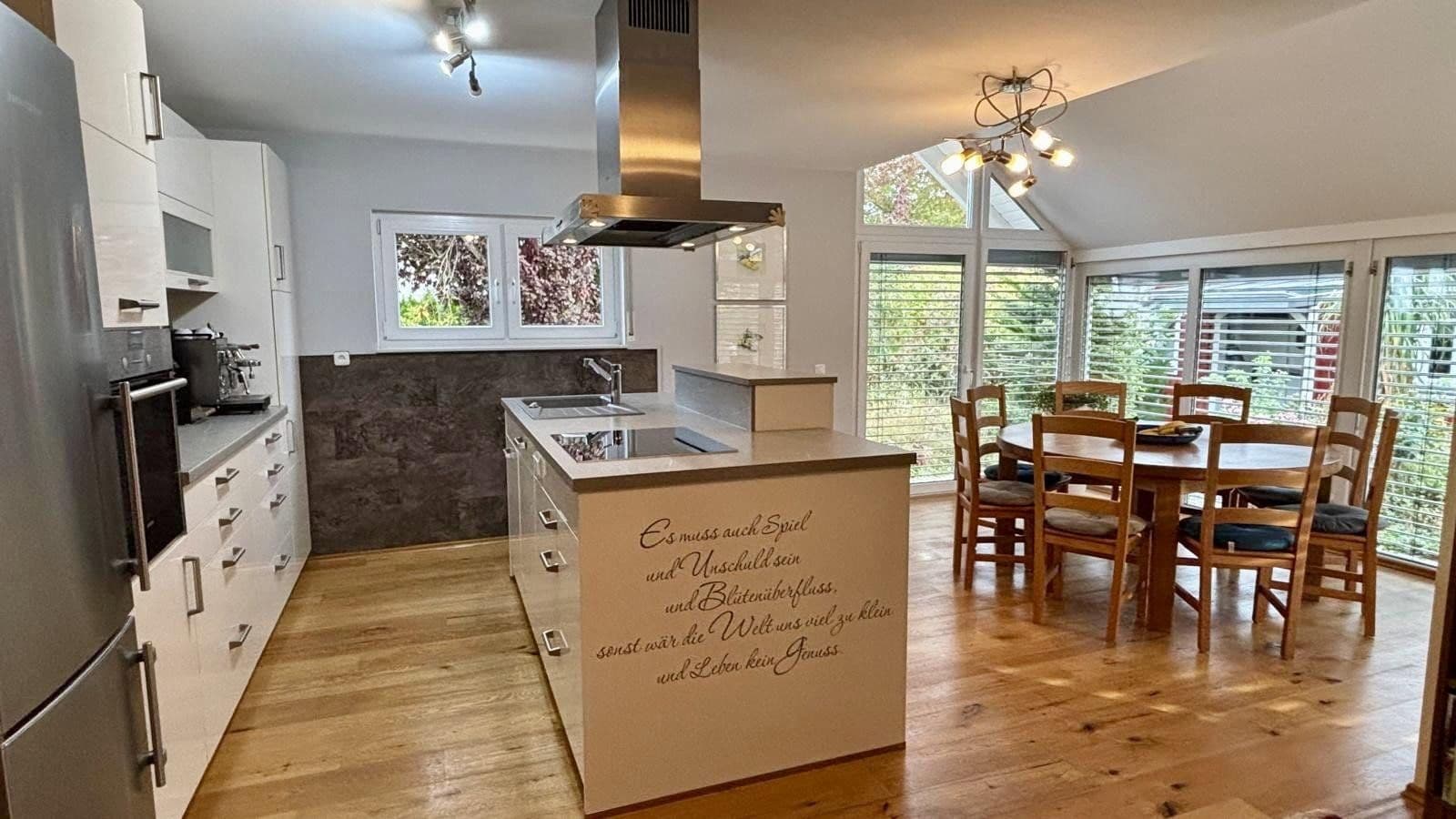 Prodej domu 128 m², pozemek 577 m², Ansbach, Bavorsko Prodej domu 128 m², pozemek 577 m², Ansbach, Bavorsko