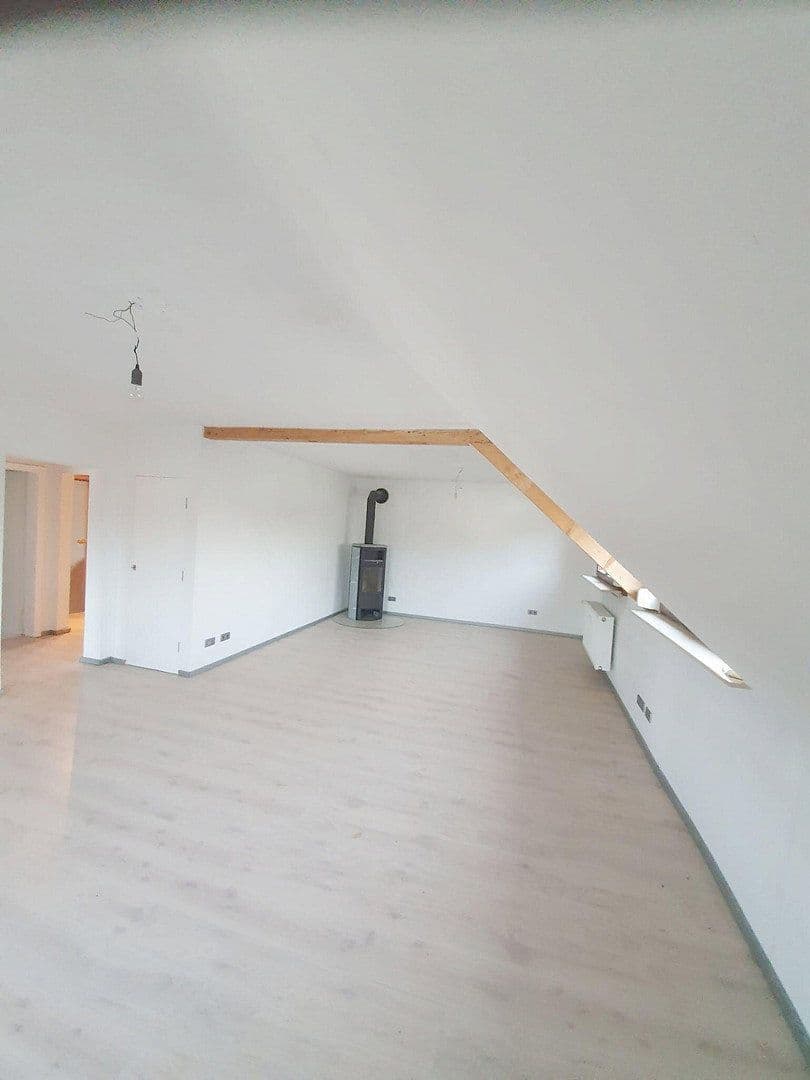 Pronájem bytu 5+1 120 m², Heidelberg, Bádensko-Württembersko Pronájem bytu 5+1 120 m², Heidelberg, Bádensko-Württembersko