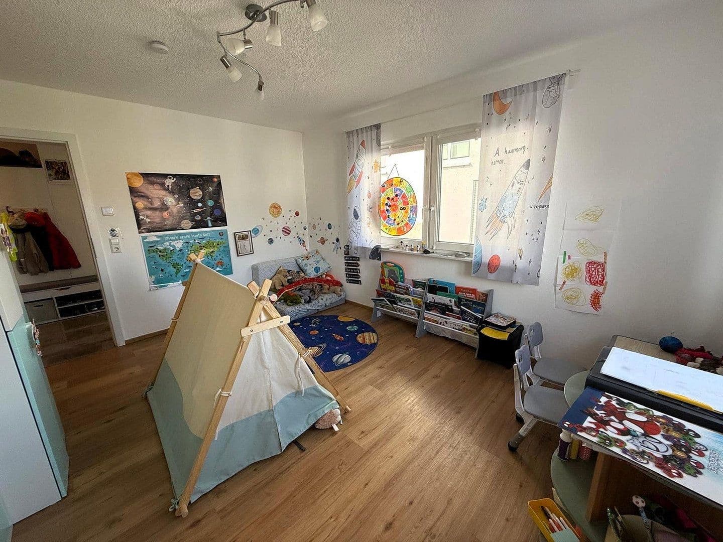 Prodej domu 193 m², pozemek 445 m², Kuppenheim, Bádensko-Württembersko Prodej domu 193 m², pozemek 445 m², Kuppenheim, Bádensko-Württembersko