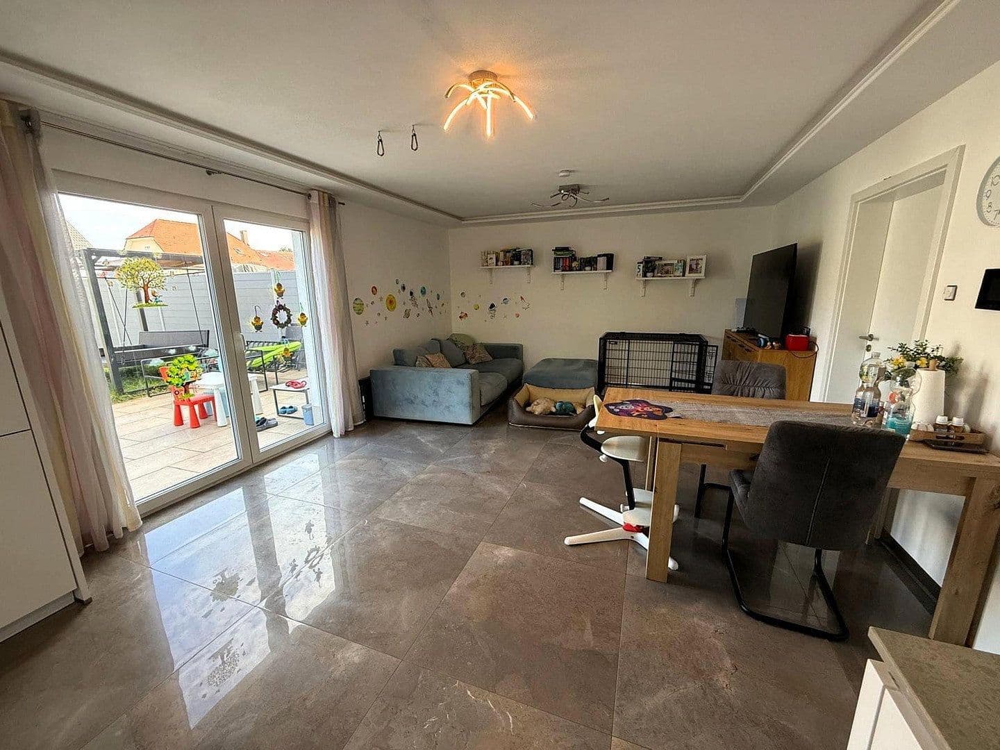 Prodej domu 193 m², pozemek 445 m², Kuppenheim, Bádensko-Württembersko Prodej domu 193 m², pozemek 445 m², Kuppenheim, Bádensko-Württembersko