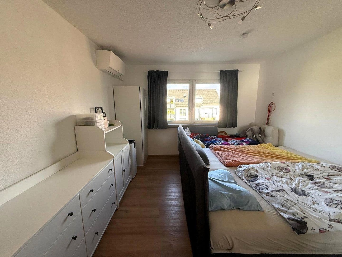 Prodej domu 193 m², pozemek 445 m², Kuppenheim, Bádensko-Württembersko Prodej domu 193 m², pozemek 445 m², Kuppenheim, Bádensko-Württembersko