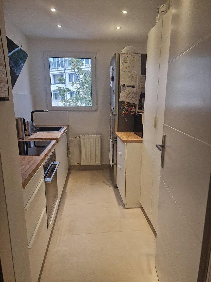 Prodej bytu 3+1 80 m², Berlin, Berlín Prodej bytu 3+1 80 m², Berlin, Berlín