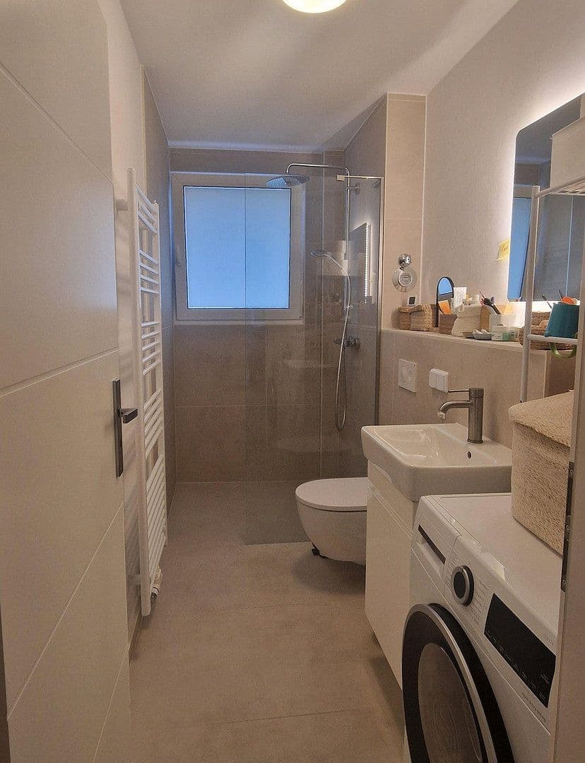 Prodej bytu 3+1 80 m², Berlin, Berlín Prodej bytu 3+1 80 m², Berlin, Berlín