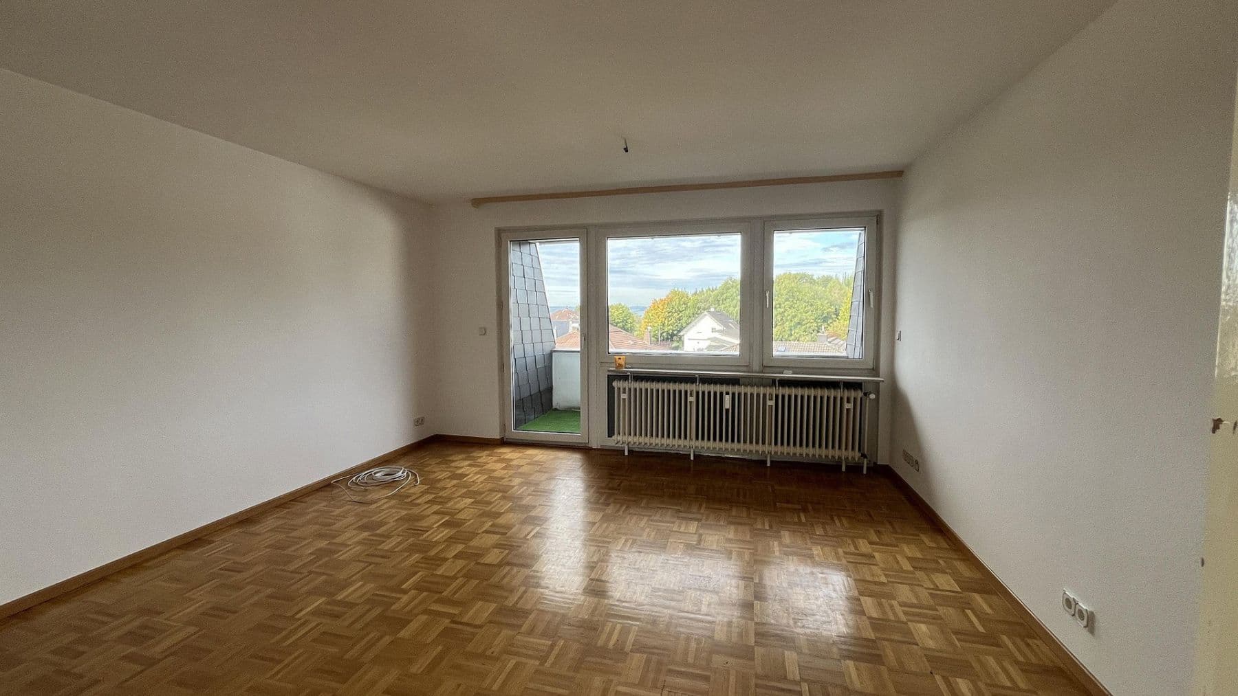 Pronájem bytu 3+1 70 m², Großseifen, Porýní-Falc Pronájem bytu 3+1 70 m², Großseifen, Porýní-Falc