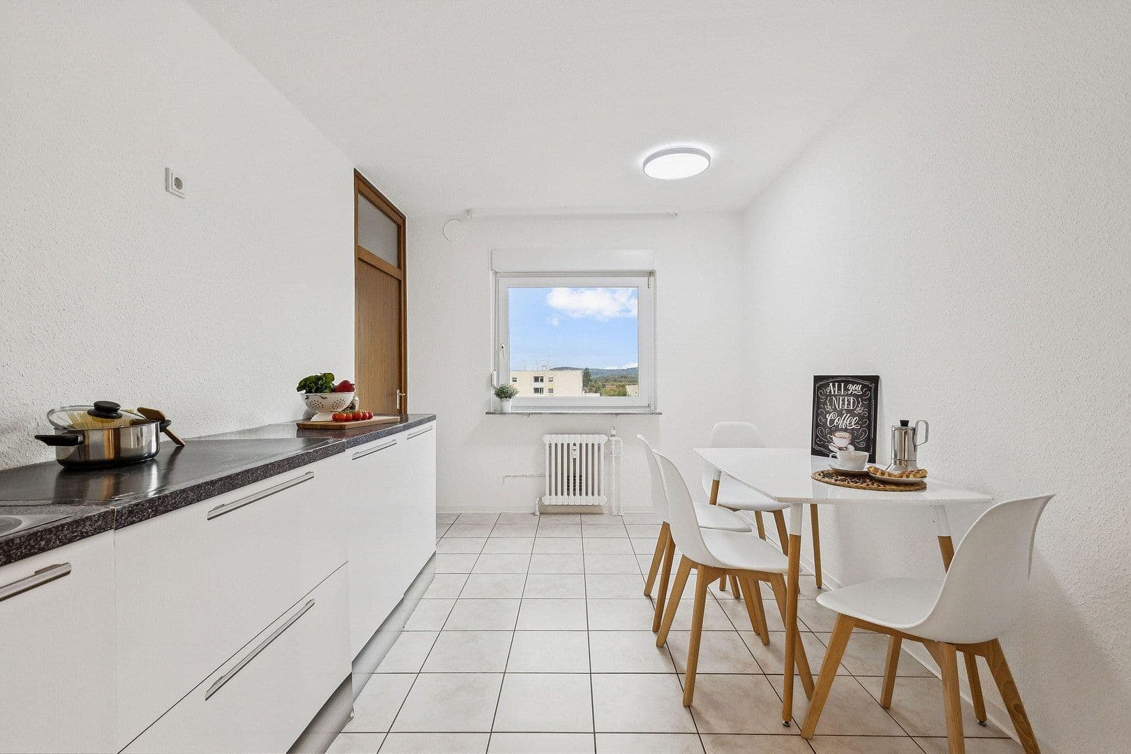 Prodej bytu 2+1 70 m², Malvenweg 9, Neunkirchen, Země Sársko Prodej bytu 2+1 70 m², Malvenweg 9, Neunkirchen, Země Sársko