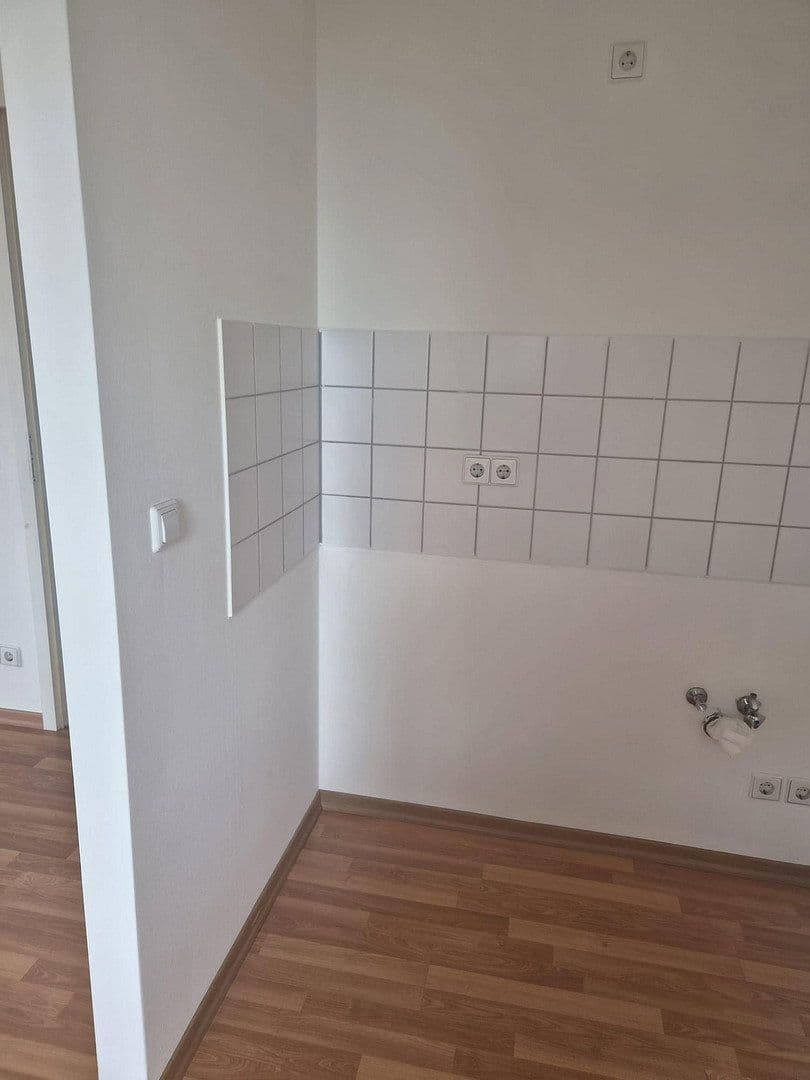 Pronájem bytu 2+1 38 m², Stuttgarter Allee 41, Leipzig, Sasko Pronájem bytu 2+1 38 m², Stuttgarter Allee 41, Leipzig, Sasko