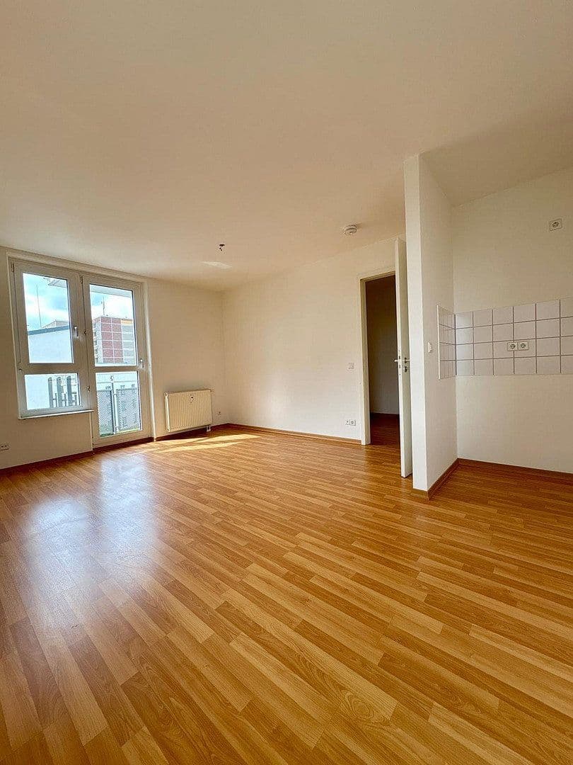 Pronájem bytu 2+1 38 m², Stuttgarter Allee 41, Leipzig, Sasko Pronájem bytu 2+1 38 m², Stuttgarter Allee 41, Leipzig, Sasko