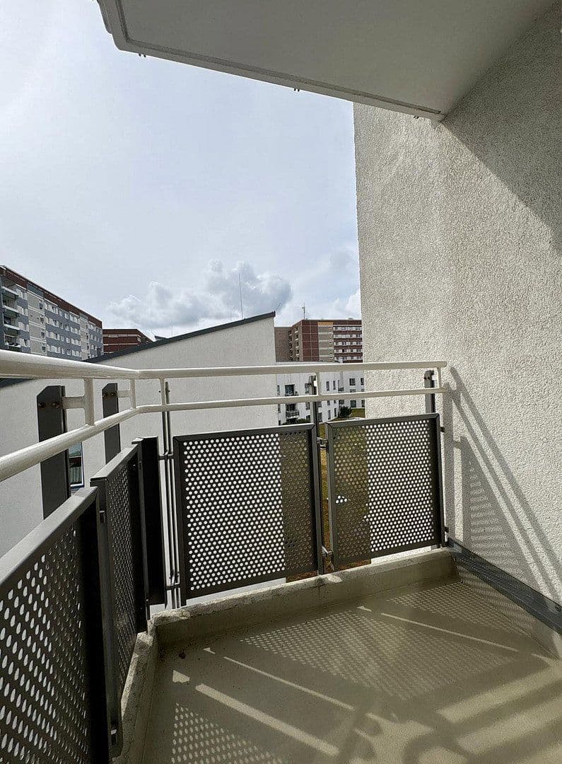 Pronájem bytu 2+1 38 m², Stuttgarter Allee 41, Leipzig, Sasko Pronájem bytu 2+1 38 m², Stuttgarter Allee 41, Leipzig, Sasko