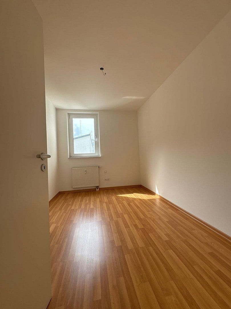 Pronájem bytu 2+1 38 m², Stuttgarter Allee 41, Leipzig, Sasko Pronájem bytu 2+1 38 m², Stuttgarter Allee 41, Leipzig, Sasko