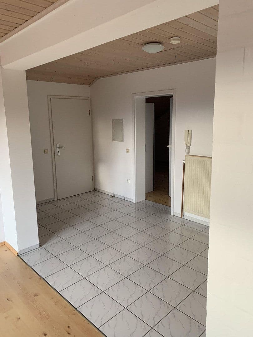 Pronájem bytu 3+1 82 m², Hungen, Hessen Pronájem bytu 3+1 82 m², Hungen, Hessen