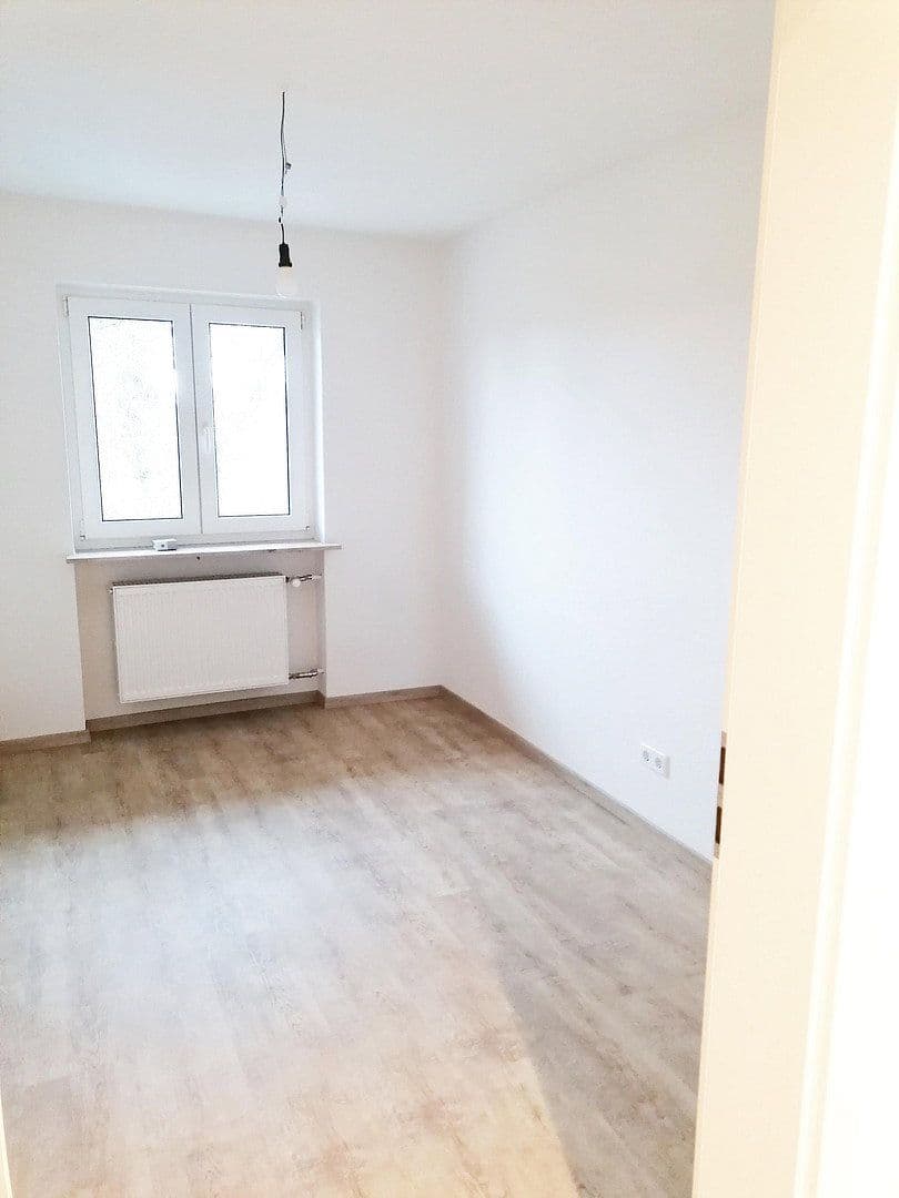 Prodej domu 300 m², pozemek 627 m², Mühlgarten 6, Bayern - Erlangen, Bavorsko Prodej domu 300 m², pozemek 627 m², Mühlgarten 6, Bayern - Erlangen, Bavorsko