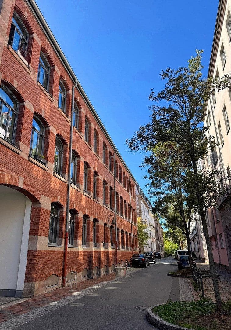 Pronájem bytu 3+1 102 m², Leonhardstraße 29, Nürnberg, Bavorsko Pronájem bytu 3+1 102 m², Leonhardstraße 29, Nürnberg, Bavorsko